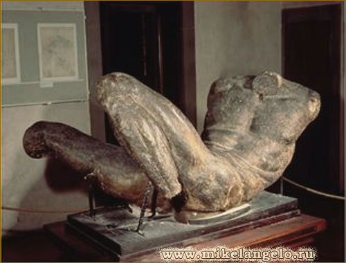 Статуя речного божества. Микеланджело / www.mikelangelo.ru