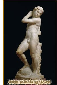 Давид-Аполлон, мраморная статуя. Микеланджело / www.mikelangelo.ru