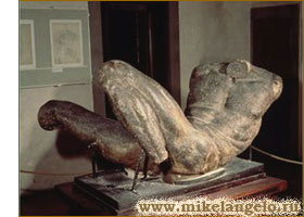 Речное божество, глиняная модель. Микеланджело / www.mikelangelo.ru